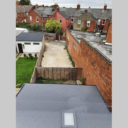 2Nd Floor Comfy Swindon Centre - Loft Studio Διαμέρισμα Εξωτερικό φωτογραφία